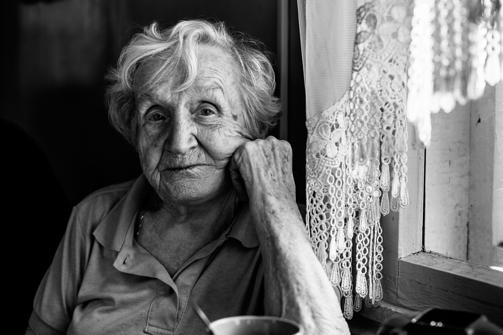 Рассказы про пожилую женщину. Портрет пожилой женщины. Фото пожилой женщины. Портрет пожилой женщины фото. Фото пожилой женщины в России.